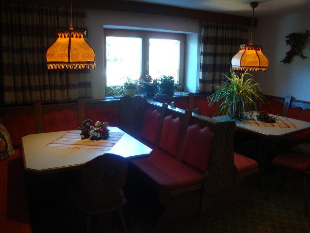 Hotel Gastehaus Treichl Fügen Zewnętrze zdjęcie
