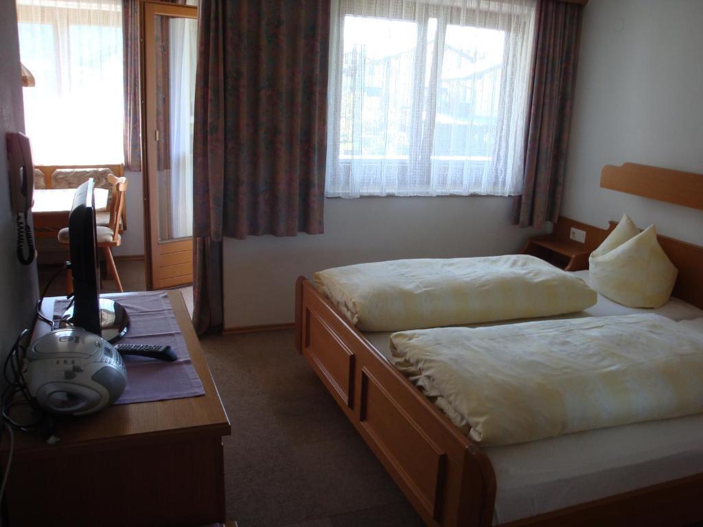 Hotel Gastehaus Treichl Fügen Zewnętrze zdjęcie