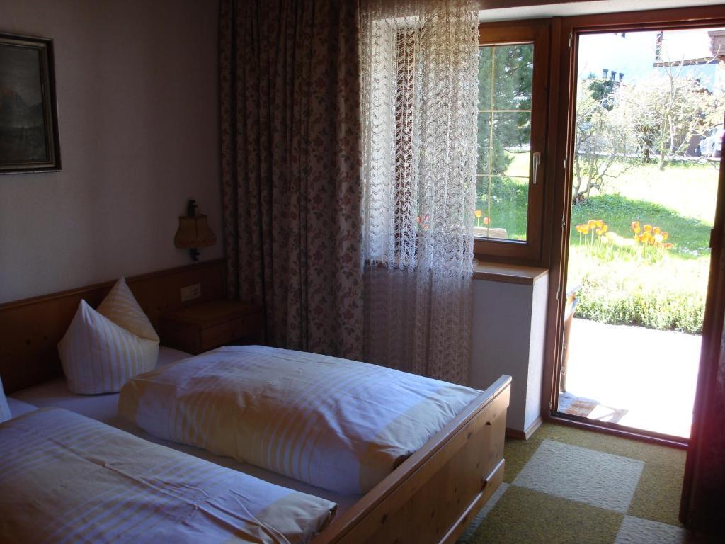Hotel Gastehaus Treichl Fügen Zewnętrze zdjęcie