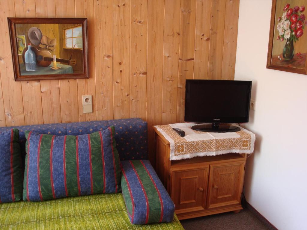 Hotel Gastehaus Treichl Fügen Zewnętrze zdjęcie