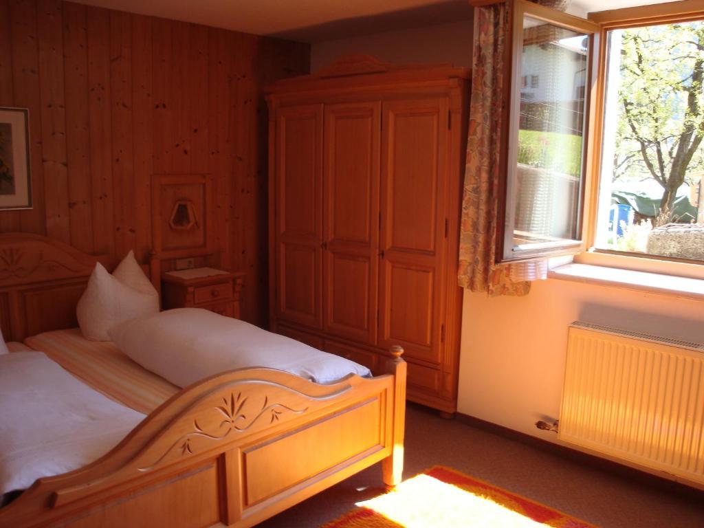 Hotel Gastehaus Treichl Fügen Zewnętrze zdjęcie