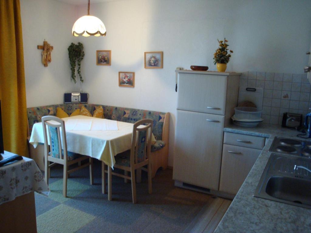 Hotel Gastehaus Treichl Fügen Zewnętrze zdjęcie