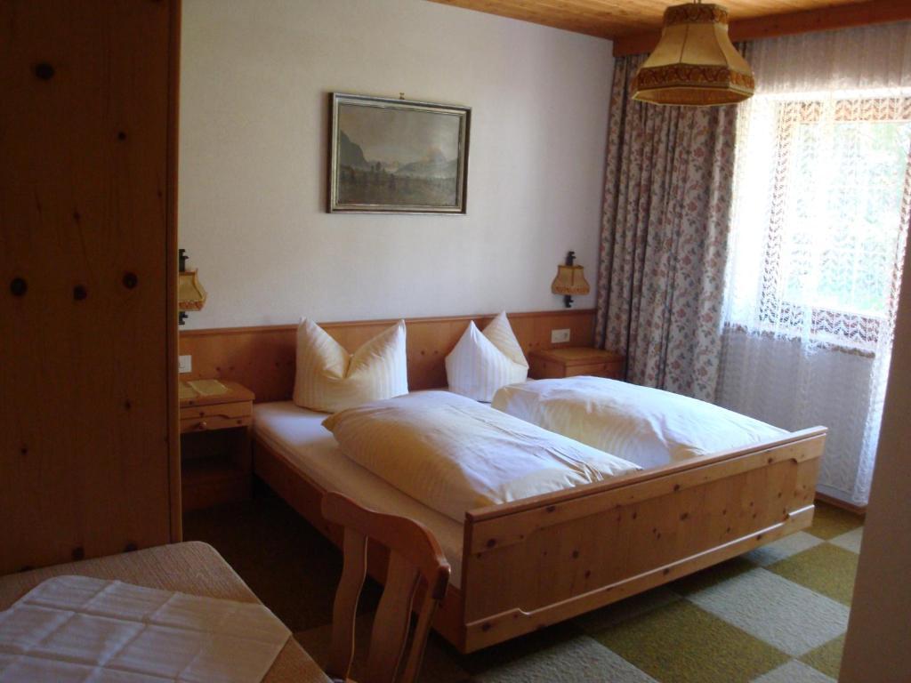 Hotel Gastehaus Treichl Fügen Zewnętrze zdjęcie