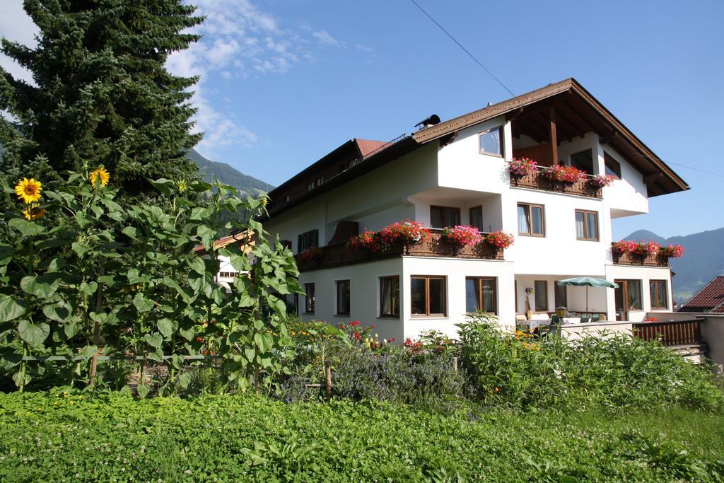 Hotel Gastehaus Treichl Fügen Zewnętrze zdjęcie