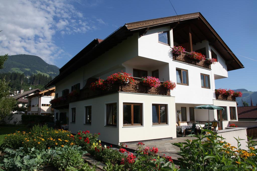 Hotel Gastehaus Treichl Fügen Zewnętrze zdjęcie